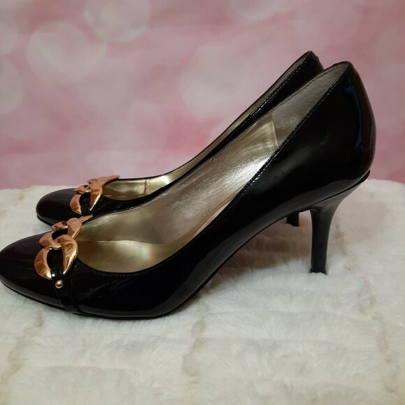 Guess Black Patent Leather Pumps US Size 9 High Heels Gold Chain Detail shoes - Picture 3 of 11